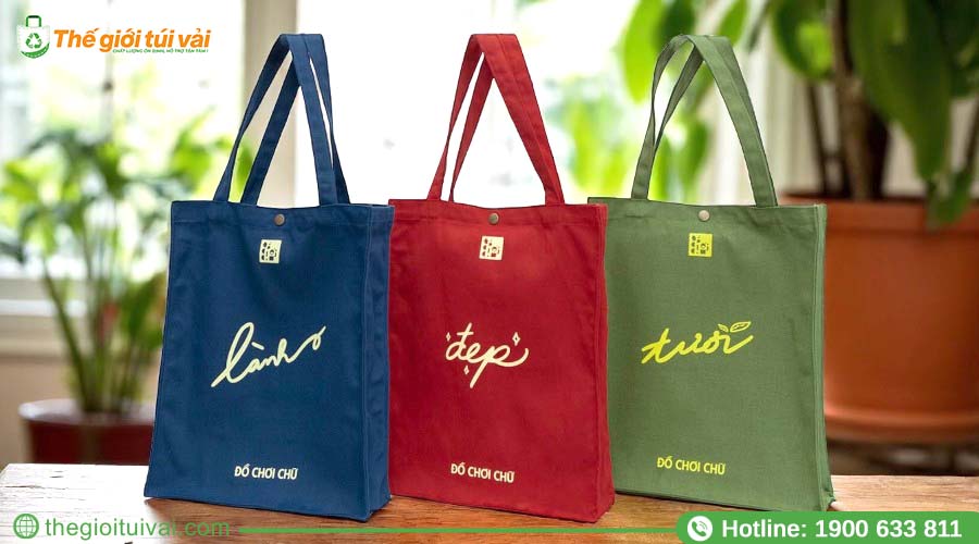 Các phụ kiện kèm theo túi tote vải canvas