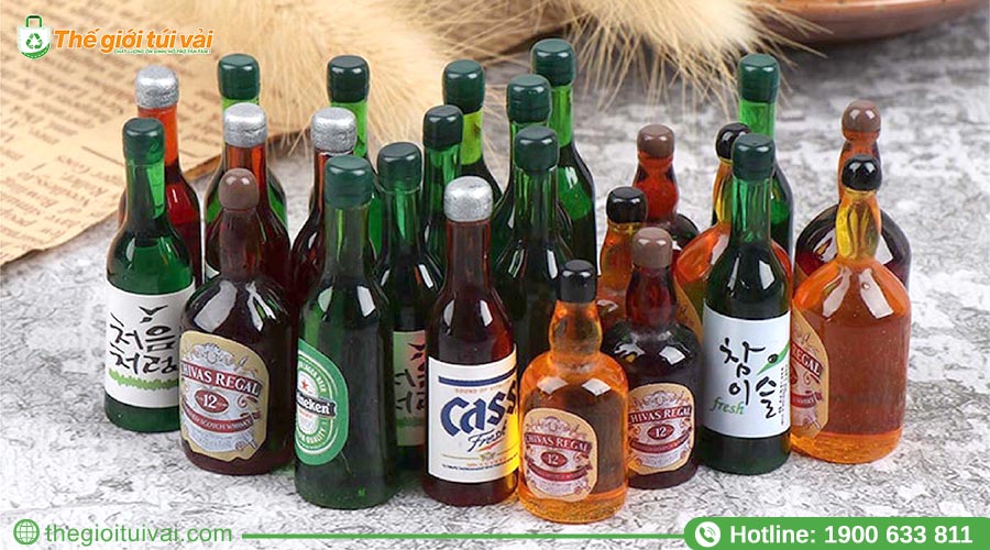 Chai sample nhỏ kèm thiệp viết tay đặt trong túi vải mini Chai sample nhỏ kèm thiệp viết tay đặt trong túi vải mini