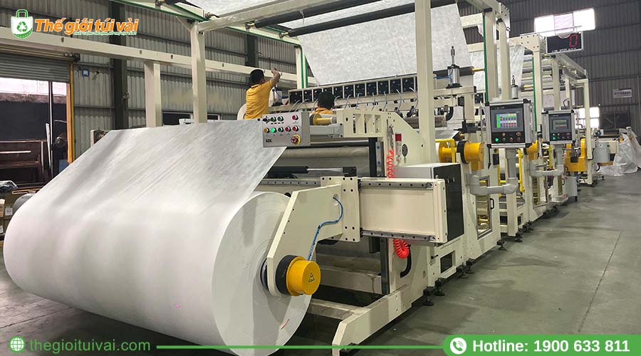 Nhà xưởng sản xuất túi vải không dệt tại Đại Việt Nhà xưởng sản xuất túi vải không dệt tại Đại Việt