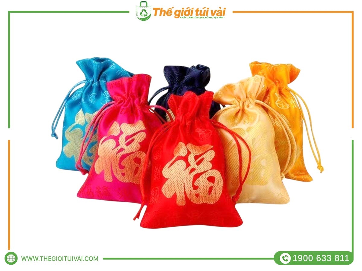 túi nhung đựng trang sức