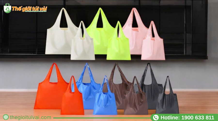 Đa dạng màu sắc túi vải dù phổ biến hiện nay