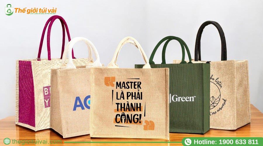 Logo trên túi vải đay được in bằng phương pháp in lụa Logo trên túi vải đay được in bằng phương pháp in lụa