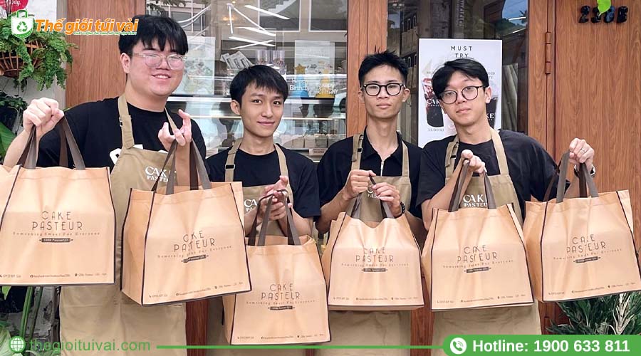 Yếu tố quan trọng trong đóng gói hộp bánh kem thu hút Yếu tố quan trọng trong đóng gói hộp bánh kem thu hút