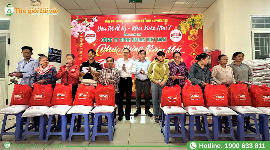 Túi vải không dệt sử dụng trong chiến dịch tặng quà Túi vải không dệt sử dụng trong chiến dịch tặng quà