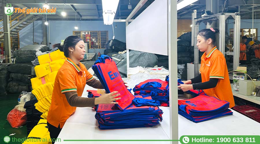 Quy trình đóng gói và kiểm tra chất lượng túi tại Thế Giới Túi Vải Quy trình đóng gói và kiểm tra chất lượng túi tại Thế Giới Túi Vải