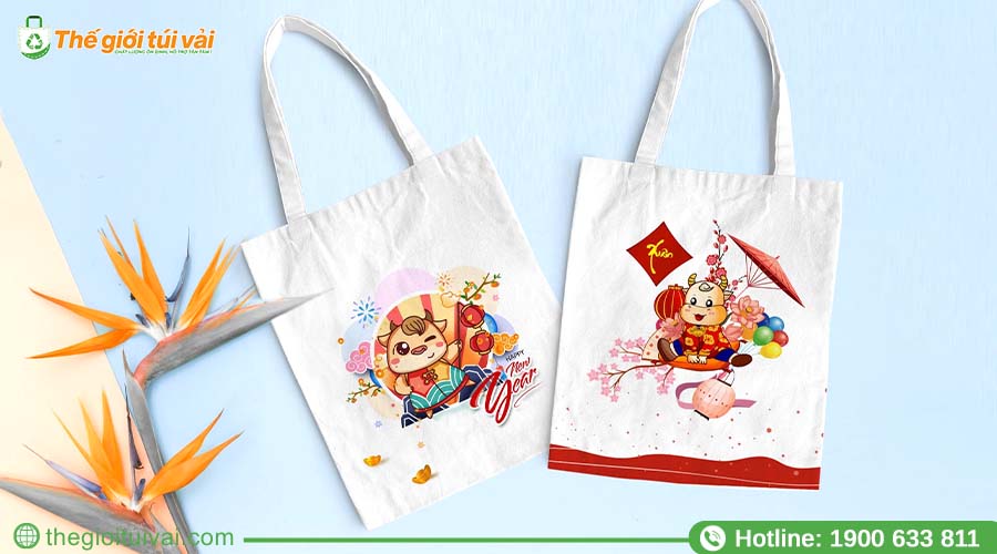 Túi vải bố canvas với hình in đầy màu sắc, với tông màu tươi vui Túi vải bố canvas với hình in đầy màu sắc, với tông màu tươi vui