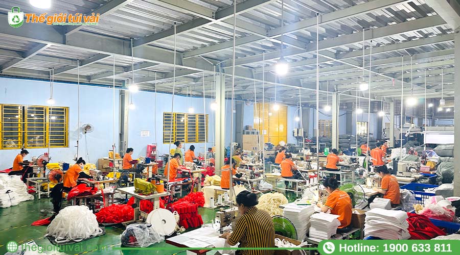 Quy trình sản xuất chuyên nghiệp, đảm bảo sản phẩm chất lượng Quy trình sản xuất chuyên nghiệp, đảm bảo sản phẩm chất lượng