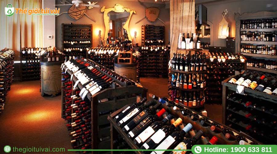 Thiết kế cửa hàng rượu sang trọng, thu hút sự chú ý khách hàng Thiết kế cửa hàng rượu sang trọng, thu hút sự chú ý khách hàng