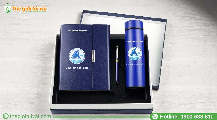 Sổ tay, bút ký cao cấp khắc tên, bình giữ nhiệt in logo doanh nghiệp Sổ tay, bút ký cao cấp khắc tên, bình giữ nhiệt in logo doanh nghiệp