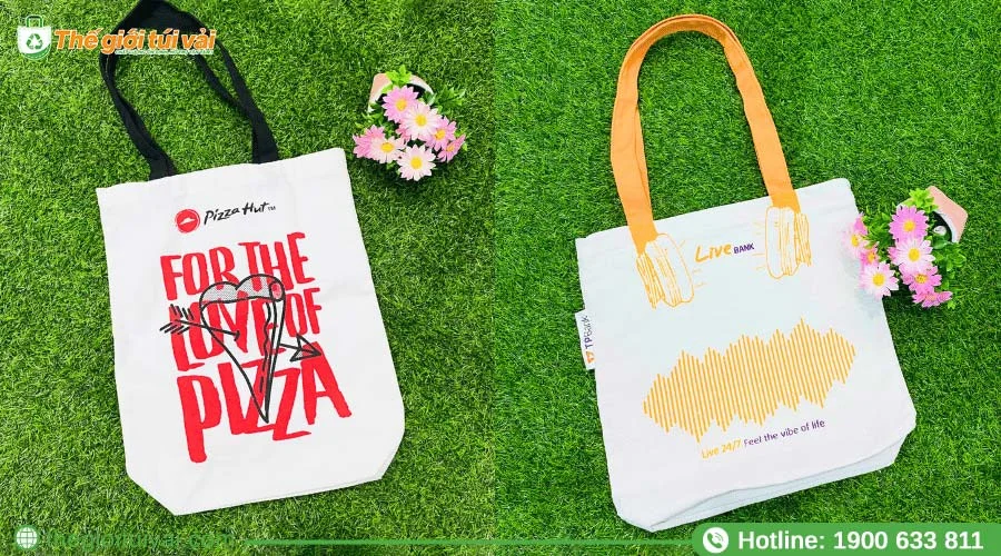 In ấn túi vải canvas chặt đáy theo yêu cầu khách hàng