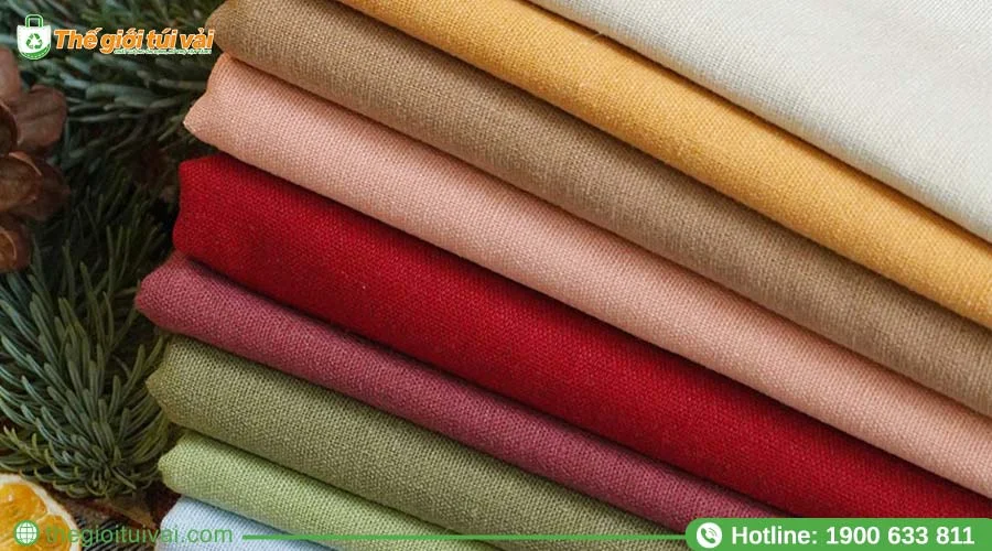 Vải linen có bề mặt mềm mịn và dệt chặt với nhau Vải linen có bề mặt mềm mịn và dệt chặt với nhau