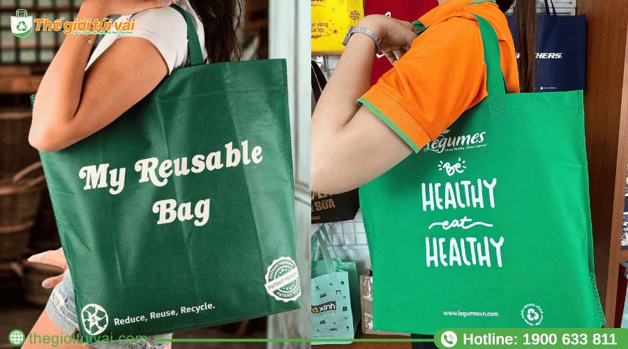 Biểu tượng tái chế trên túi vải không dệt