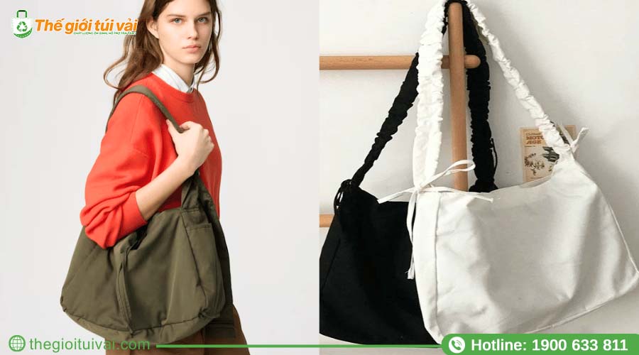 Túi tote vải canvas đeo chéo có bề mặt phồng nhẹ, mềm mại Túi tote vải canvas đeo chéo có bề mặt phồng nhẹ, mềm mại